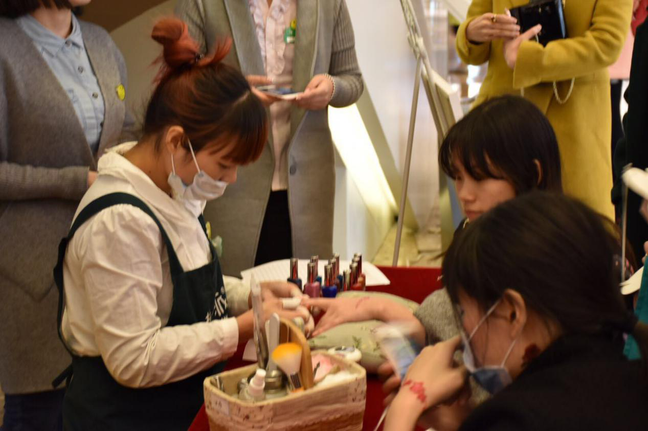 无码人妻AV一二区二区三区