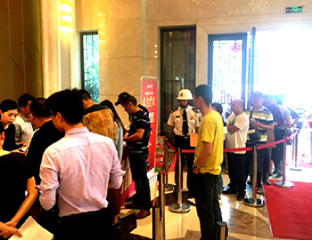 建发永郡丨二期车位盛大开盘 勇创销售奇迹